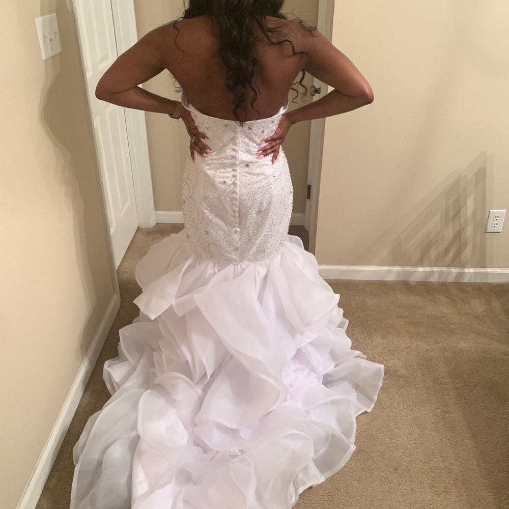 Luxury Beaded White Mermaid Wedding dress - Picture 2 of 2